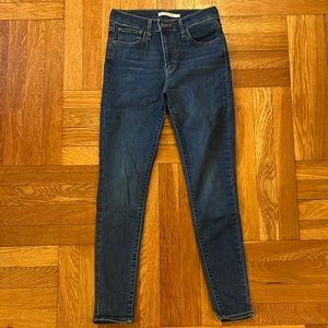 Levi 720 High Rise Super Skinny Jean